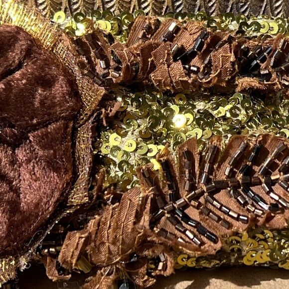 Vintage Wayne M. Kleski Katherine's Collection Gold Sequin Velvet Flower Clutch - Picture 13 of 15